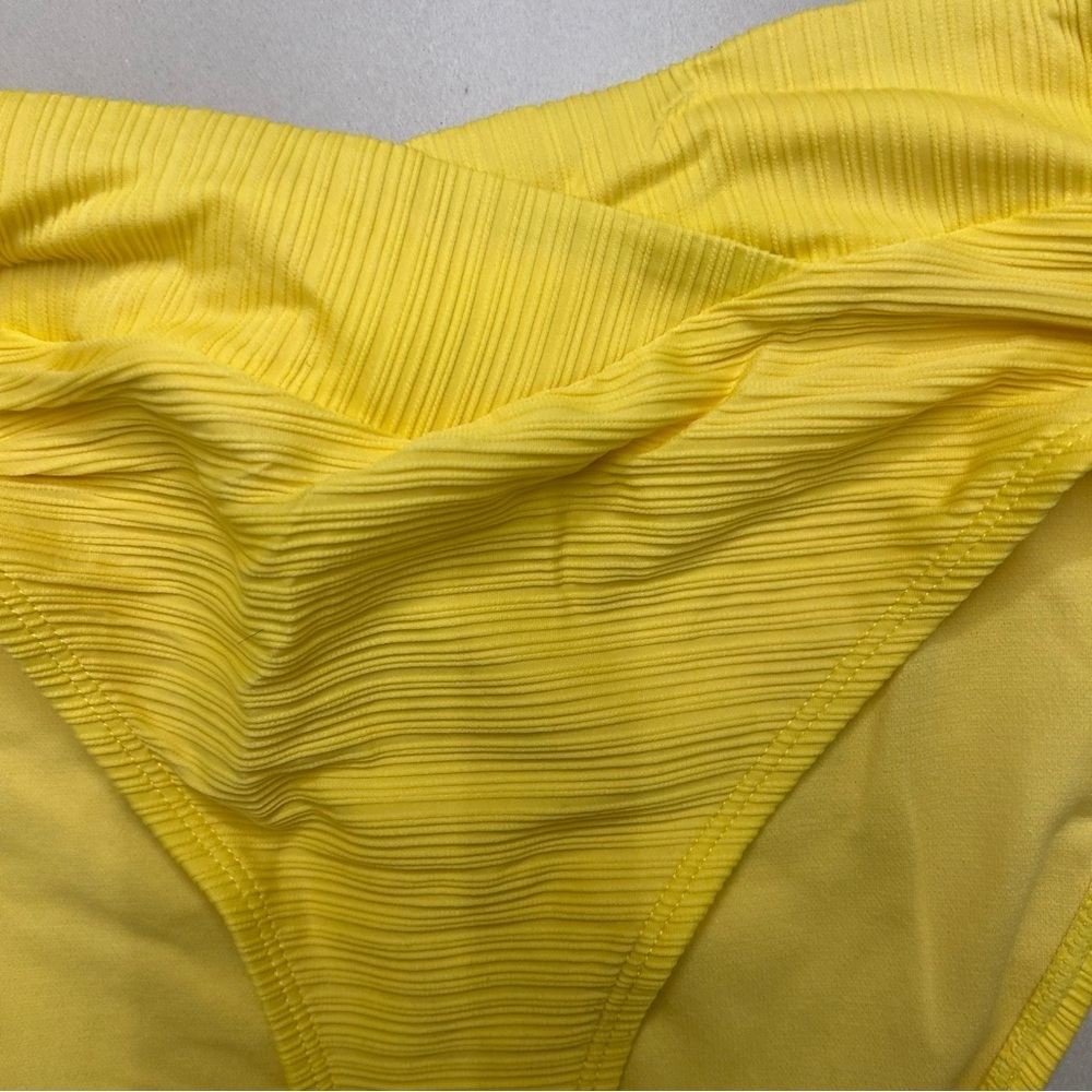 Women’s 2-Piece Salt + Cove Bright Yellow Ribbed Swimsuit. Size M - Picture 5 of 9